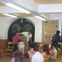 xdz4/xdz4_arg/xdz4_arg_d/xdz4_arg_d233/xdz4_arg_d233_udalekuak2005/2.txanda-Mirenen kamara/xdz4_arg_d233_2005_udalekuak_2. txanda-Mirenen kamara_etxe-txiki udalekuak 003.jpg