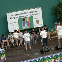 xdz4/xdz4_arg/xdz4_arg_d/xdz4_arg_d178/xdz4_arg_d178_2004-05-28 Zarautz Gip. Esk. Txap/xdz4_arg_d178_2004-05-28_Zarautz Gip. Esk. Txap_Zarautz Gip. Eskolarteko Txap. 2004 (13).JPG