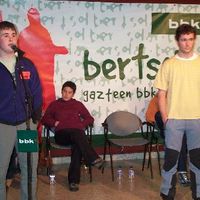 xdz4_arg/xdz4_arg/xdz4_arg_d/xdz4_arg_d128/xdz4_arg_d128_2003 G. Aresti/xdz4_arg_d128_2003 G. Aresti_Jurgi Garitagoitia eta Haritz.jpg