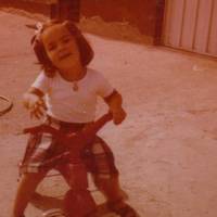 MAIALEN LUJANBIO -  TXIKITAKO ARGAZKIAK -