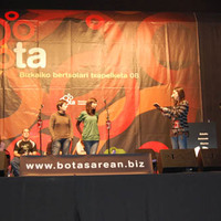 xdz4_arg/xdz4_arg/xdz4_arg_d/xdz4_arg_d553/xdz4_arg_d553_2008/xdz4_arg_d553_2008_2008 txapelketa/xdz4_arg_d553_2008_2008-txapelketa_saioak/xdz4_arg_d553_2008_saioak_Gernika/xdz4_arg_d553_2008_saioak_Gernika_DSC_0053.jpg