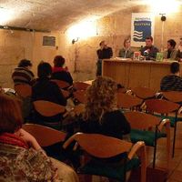 xdz4/xdz4_arg/xdz4_arg_d/xdz4_arg_d345/xdz4_arg_d345_2005-12-15 liburu aurkezpena-XabiPaya/xdz4_arg_d345_2005-12-15_liburu aurkezpena-XabiPaya_P1050124.JPG