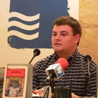 xdz4/xdz4_arg/xdz4_arg_d/xdz4_arg_d345/xdz4_arg_d345_2005-12-15 liburu aurkezpena-XabiPaya/xdz4_arg_d345_2005-12-15_liburu aurkezpena-XabiPaya_P1050125.JPG