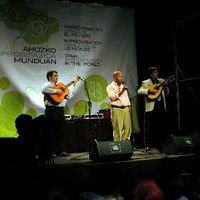 xdz4_arg/xdz4_arg/xdz4_arg_d/xdz4_arg_d149/xdz4_arg_d149_031103 lugaritz/xdz4_arg_d149_03-11-03_lugaritz_037.JPG