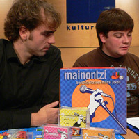 xdz4_arg/xdz4_arg/xdz4_arg_d/xdz4_arg_d432/xdz4_arg_d432_2006-11-28 Mainontzi mahai jokoaren aurkezpena/xdz4_arg_d432_2006-11-28-Mainontzi_Imagen 007.jpg