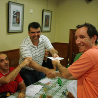 xdz4_arg/xdz4_arg/xdz4_arg_d/xdz4_arg_d509/xdz4_arg_d509_2008-06-20 Bertso Hautatuen lehiaketa afaria/xdz4_arg_d509_2008-04-20-Bertso-hautatuen-lehiaketa-afaria_Bertso Hautatuen afaria- (Raul eta Alex).jpg