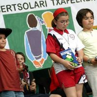 xdz4/xdz4_arg/xdz4_arg_d/xdz4_arg_d178/xdz4_arg_d178_2004-05-28 Zarautz Gip. Esk. Txap/xdz4_arg_d178_2004-05-28_Zarautz Gip. Esk. Txap_Zarautz Gip. Eskolarteko Txap. 2004 (40).JPG