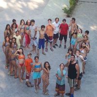 xdz4/xdz4_arg/xdz4_arg_d/xdz4_arg_d233/xdz4_arg_d233_udalekuak2005/2.txanda-Mirenen kamara/xdz4_arg_d233_2005_udalekuak_2. txanda-Mirenen kamara_etxe-txiki udalekuak 076.jpg