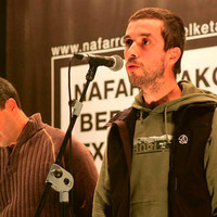 xdz4_arg/xdz4_arg/xdz4_arg_d/xdz4_arg_d508/xdz4_arg_d508_2008 NAFARROAKO TXAPELKETA/xdz4_arg_d508_2008-Nafarroako-txapelketa_2008-02-16 Txantrea/xdz4_arg_d508_2008-Nafarroako-txapelketa_2008-02-16_terreros.jpg