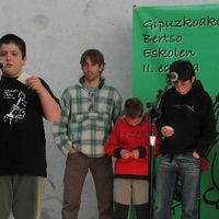 xdz4/xdz4_arg/xdz4_arg_d/xdz4_arg_d409/xdz4_arg_d409_Bertso Eskolen Eguna/xdz4_arg_d409_Bertso Eskolen Eguna_IMG_0698.jpg