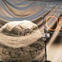 Bertsolari Txapelketa Nagusia 2005 - Final-laurdenak (Uztaritze)