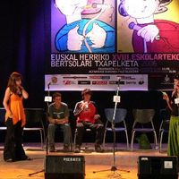 xdz4/xdz4_arg/xdz4_arg_d/xdz4_arg_d430/xdz4_arg_d430_2006-06-24 Altsasu--Eskolartekoa--NERE/xdz4_arg_d430_2006-06-24_Altsasu--Eskolartekoa--NERE_P1070639.JPG