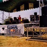 ARABA EUSKARAZ 2002 -