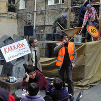 xdz4_arg/xdz4_arg/xdz4_arg_d/xdz4_arg_d290/bertso eskola argazkiak kronika/bertsolata/2003/DSCN9971.jpg