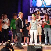 xdz4/xdz4_arg/xdz4_arg_d/xdz4_arg_d430/xdz4_arg_d430_2006-06-24 Altsasu--Eskolartekoa--NERE/xdz4_arg_d430_2006-06-24_Altsasu--Eskolartekoa--NERE_P1070693.JPG