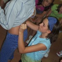 xdz4/xdz4_arg/xdz4_arg_d/xdz4_arg_d233/xdz4_arg_d233_udalekuak2005/2.txanda-Mirenen kamara/xdz4_arg_d233_2005_udalekuak_2. txanda-Mirenen kamara_etxe-txiki udalekuak 053.jpg