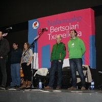 NAFARROAKO BERTSOLARI TXAPELKETA (42. 2015) -  FINAL-LAURDENAK -