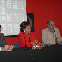 xdz4_arg/xdz4_arg/xdz4_arg_d/xdz4_arg_d553/xdz4_arg_d553_2008/xdz4_arg_d553_2008_2008 txapelketa/xdz4_arg_d553_2008_2008-txapelketa_Aurkezpen prentsaurrekoa/xdz4_arg_d553_2008_2008-txapelketa_Aurkezpen-prentsaurrekoa_PICT0273.jpg