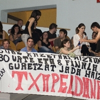 xdz4_arg/xdz4_arg/xdz4_arg_20110409iruñea/xdz4_arg_20110409iruñea_041.jpg