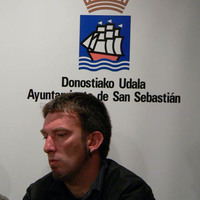 xdz4/xdz4_arg/xdz4_arg_d/xdz4_arg_d536/xdz4_arg_d536_2008-06-09-Donostia.Bertso-jazz-aurkezpena/xdz4_arg_d536_2008-06-09-Donostia.Bertso-jazz-aurkezpena_P1110090.jpg