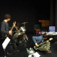 xdz4_arg/xdz4_arg/xdz4_arg_d/xdz4_arg_d538/xdz4_arg_d538_2008-03-00 MB/xdz4_arg_d538_2008-03-00-MB_musikatuak/xdz4_arg_d538_2008-03-00-MB_musikatuak_ensaioa_2008-03-28/xdz4_arg_d538_2008-03-00-MB_musikatuak_ensaioa-2008-03-28_P1020347.jpg