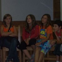 xdz4/xdz4_arg/xdz4_arg_d/xdz4_arg_d233/xdz4_arg_d233_udalekuak2005/2.txanda-Mirenen kamara/xdz4_arg_d233_2005_udalekuak_2. txanda-Mirenen kamara_etxe-txiki udalekuak 004.jpg