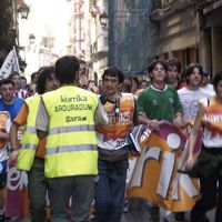 xdz4/xdz4_arg/xdz4_arg_d/xdz4_arg_d346/xdz4_arg_d346_2005-03-20 Korrika Bilbo --ZURIÑE IARRITU/xdz4_arg_d346_2005-03-20_Korrika Bilbo --ZURIÑE IARRITU_3209040.jpg