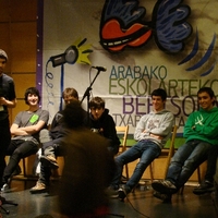 ARABAKO ESKOLARTEKO BERTSOLARI TXAPELKETA (18. 2013) -  FINALA -