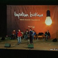 xdz4/xdz4_arg/xdz4_arg_d/xdz4_arg_d363/xdz4_arg_d363_gernika 11-19___/xdz4_arg_d363_11-09_gernika_PB194519.JPG