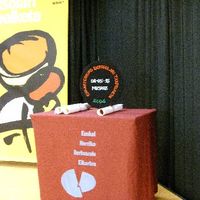 xdz4/xdz4_arg/xdz4_arg_d/xdz4_arg_d193/xdz4_arg_d193_bertsolaritxapelketa/xdz4_arg_d193_bertsolaritxapelketa_bertsolaritxapelketa 002.jpg