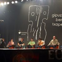 xdz4/xdz4_arg/xdz4_arg_d/xdz4_arg_d160/xdz4_arg_d160_Gipuzkoako bertsolari txapelketa 2003/xdz4_arg_d160_2003_Gipuzkoako bertsolari txapelketa _IMG_8705.JPG